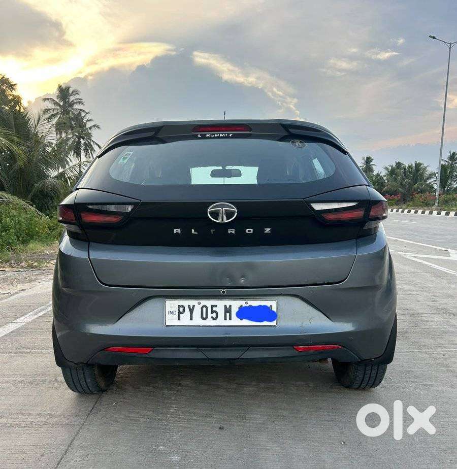 Tata Altroz 1.2 Xm Plus, 2022, Petrol