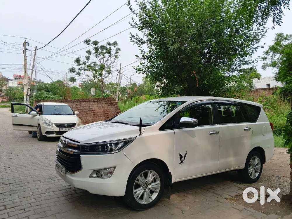 Toyota Innova Crysta 2019