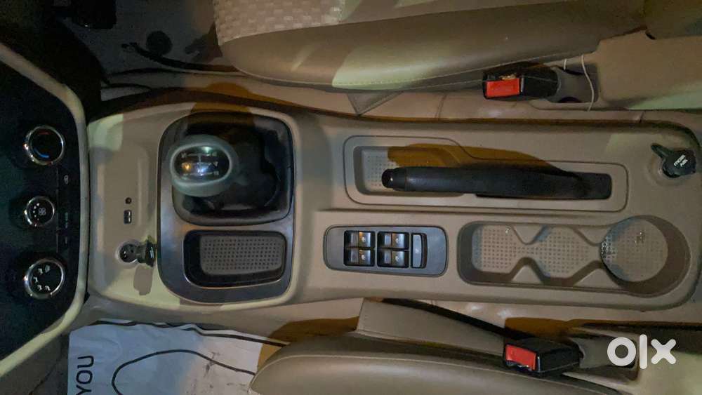 Mahindra Tuv 300 T6, 2017, Diesel