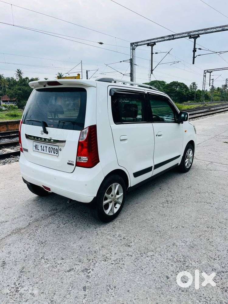 Maruti Suzuki Wagon R Vxi Amt Opt, 2016, Petrol