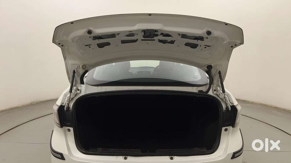 Tata Tigor Xza Plus, 2022, Petrol