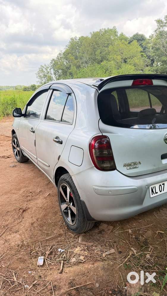 Nissan Micra Active 2015 Model