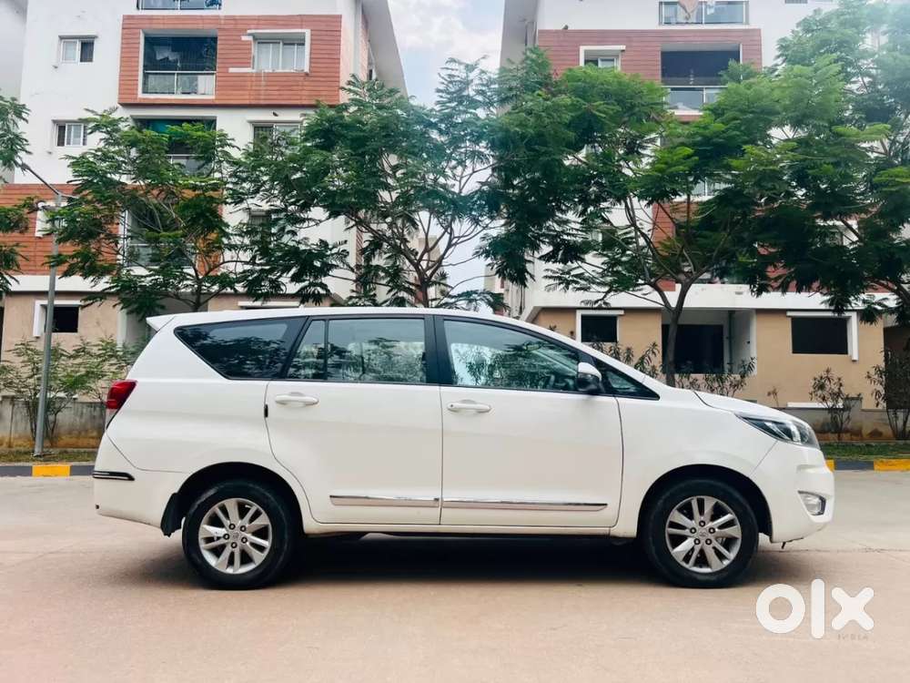 Toyota Innova Crysta [2020-ongoing] 2.4 Gx 7 Str, 2023, Diesel