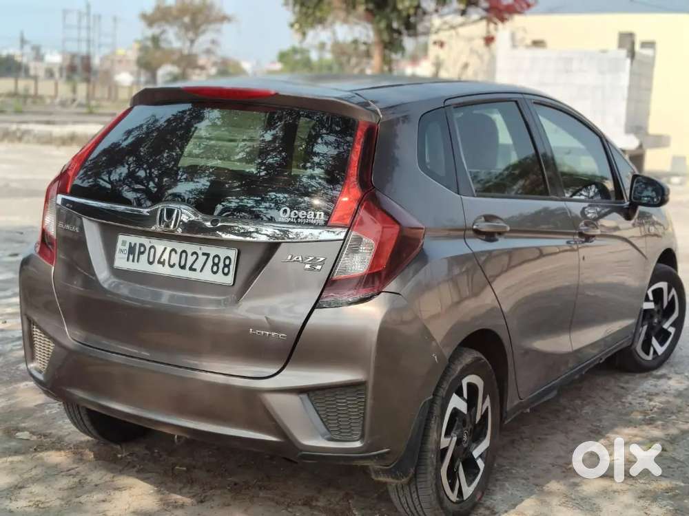 Honda Jazz 2016 Diesel 68000 Km Driven