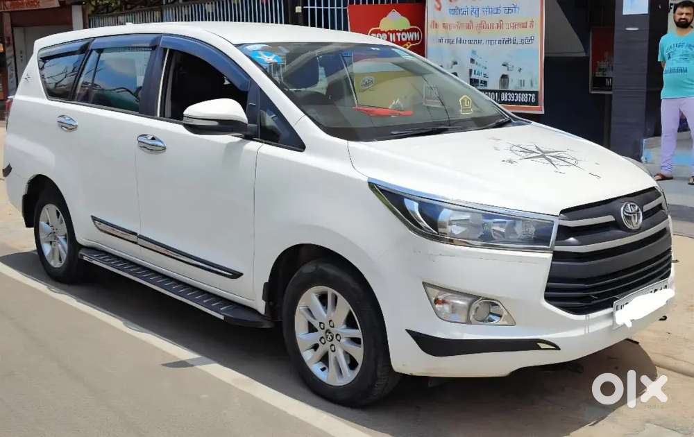 Toyota Innova Crysta 2016 Diesel 65000 Km Driven