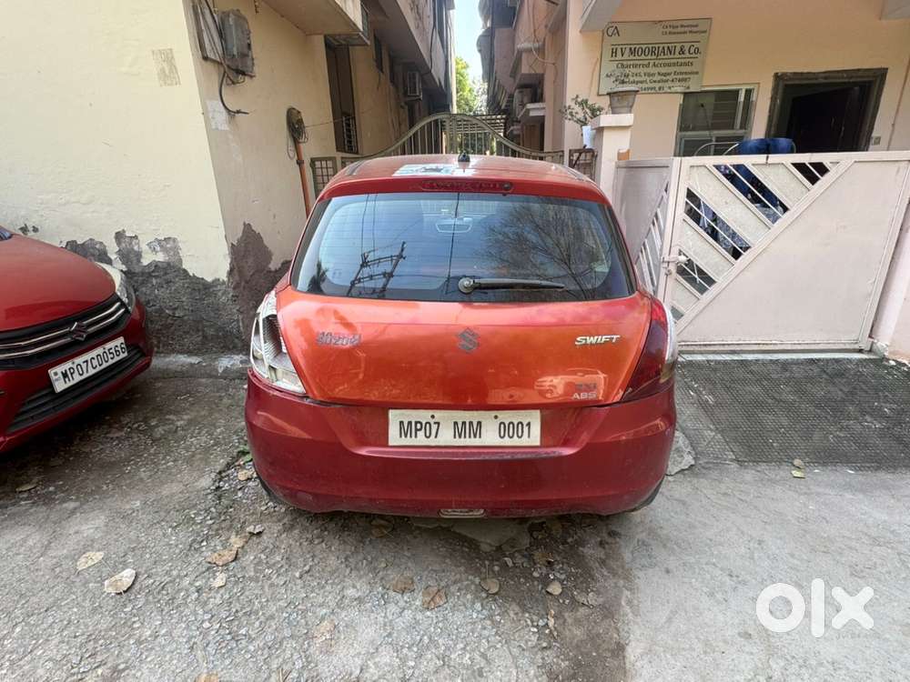 Maruti Suzuki Swift 2011 Petrol 49110 Km Driven