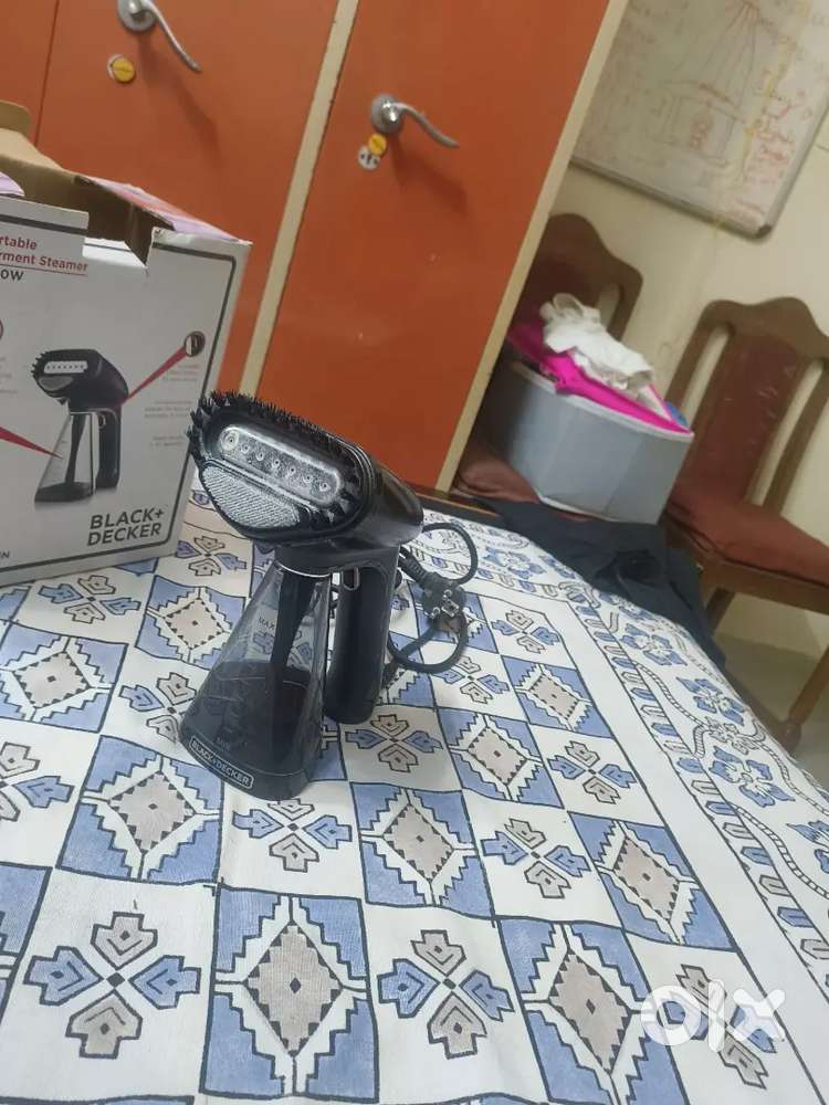 Black Decker steamer Iron