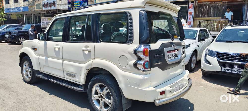 Mahindra Scorpio S10, 2014, Diesel