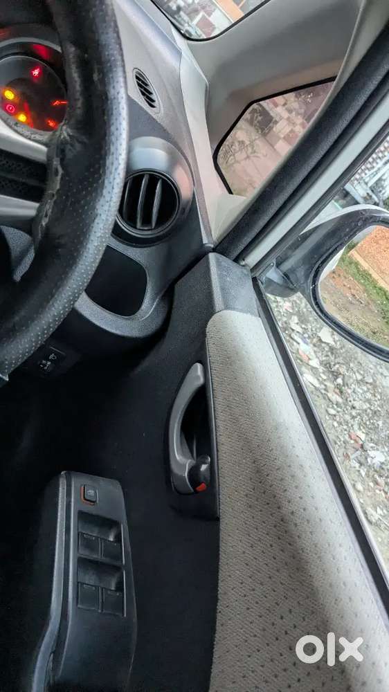 Honda Jazz 2010 Petrol 76740 Km Driven