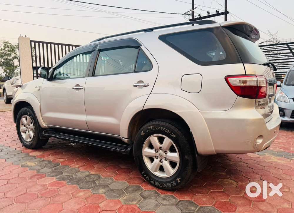 Toyota Fortuner 4x4 Mt 2.8 Diesel, 2015, Diesel