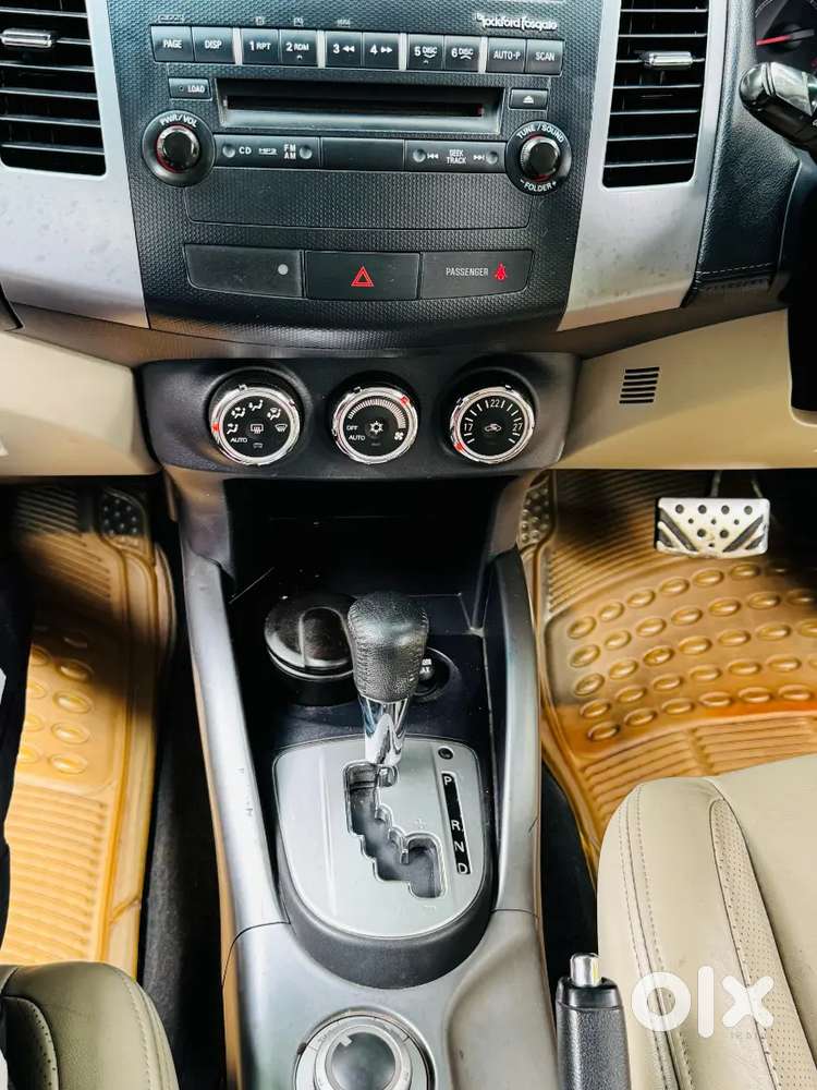 Mitsubishi Outlander 2010 Petrol