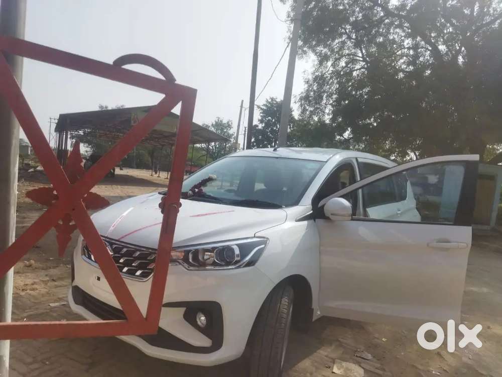 Maruti Suzuki Ertiga Vxi 2025