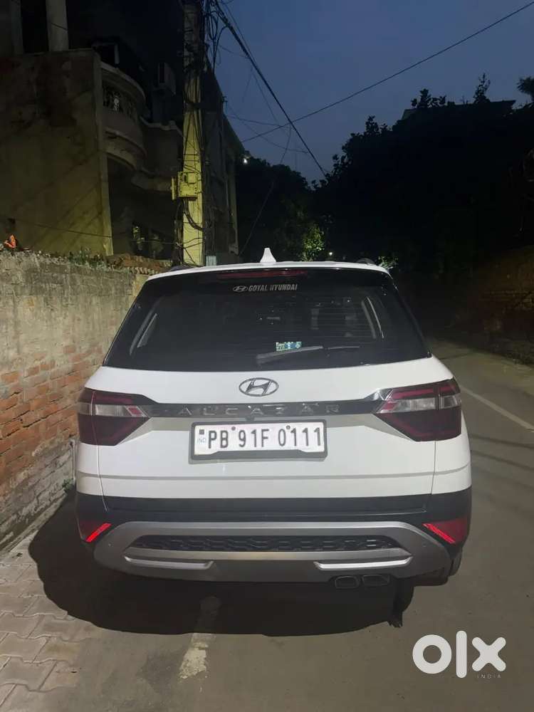 Hyundai Alcazar 2021 Diesel 81000 Km Driven. Under Warranty Till 2028