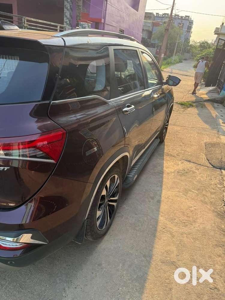 Mg Hector Plus 2021 Diesel Well Maintained