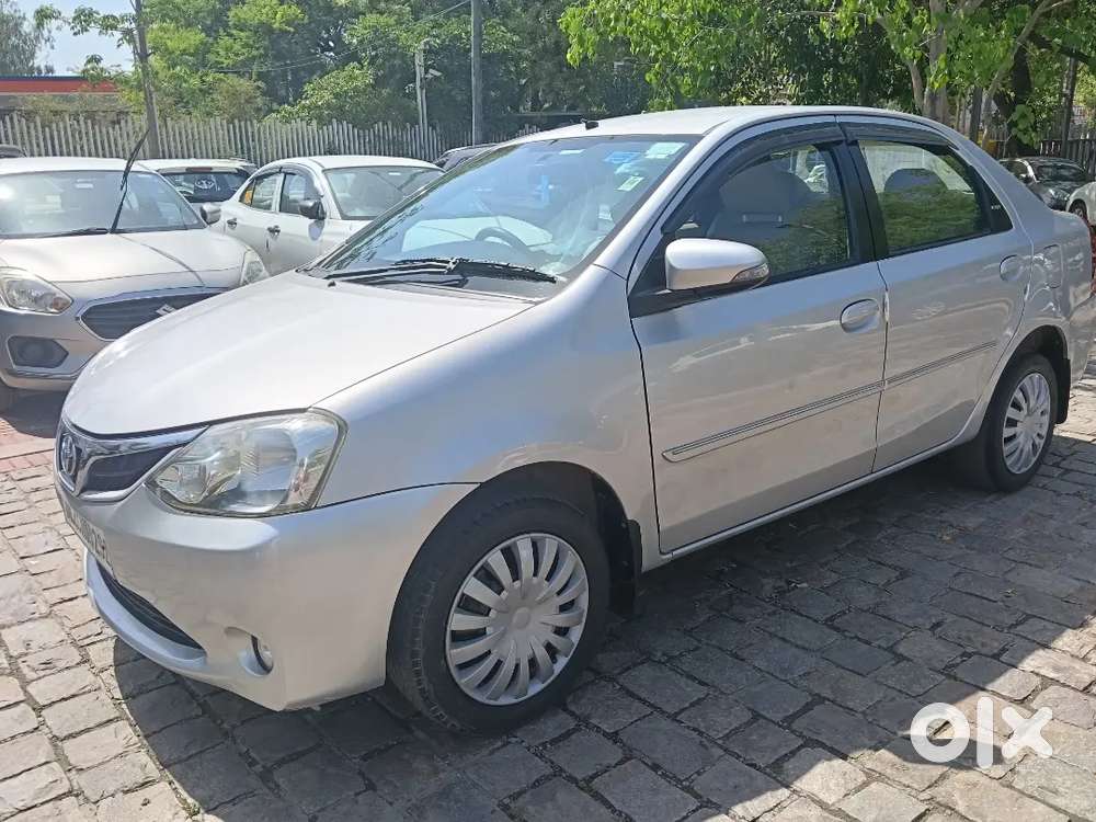 Toyota Etois Petrol V Fancy Number