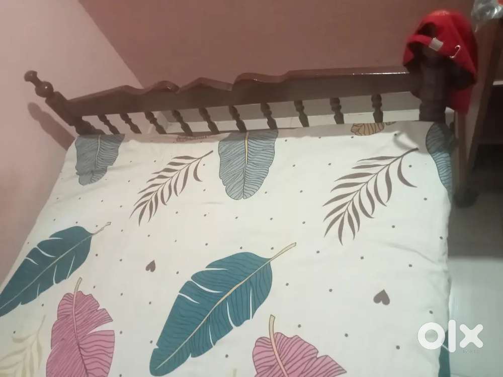 Bed 3 years old