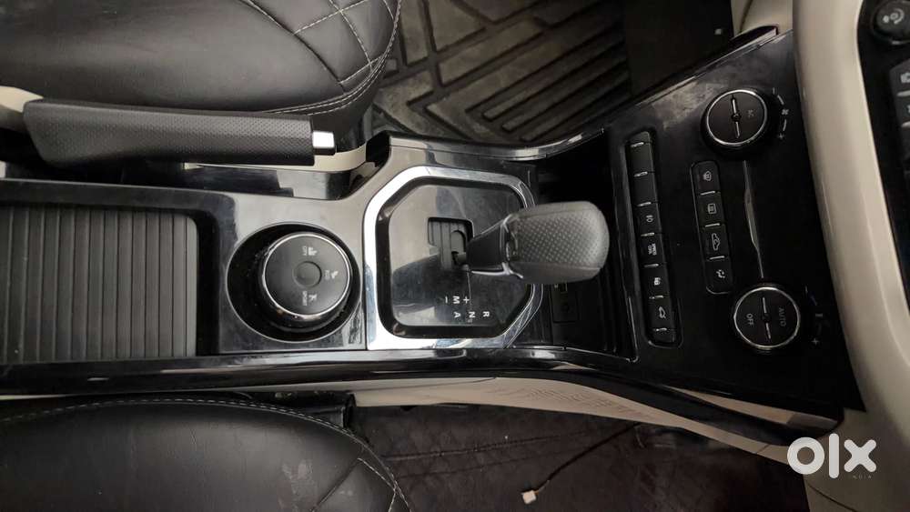 Tata Nexon 1.2 Revotron Xza Plus Dualtone, 2020, Petrol