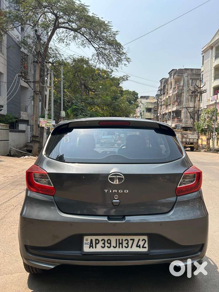 Tata Tiago 1.2 Revotron Xt (o), 2021, Petrol