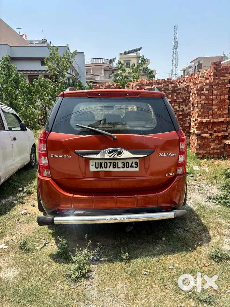 Mahindra Xuv500 2015