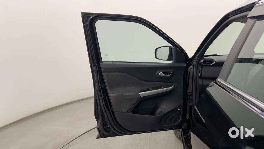 Nissan Magnite 1.0 Xv Premium Turbo (o), 2021, Petrol