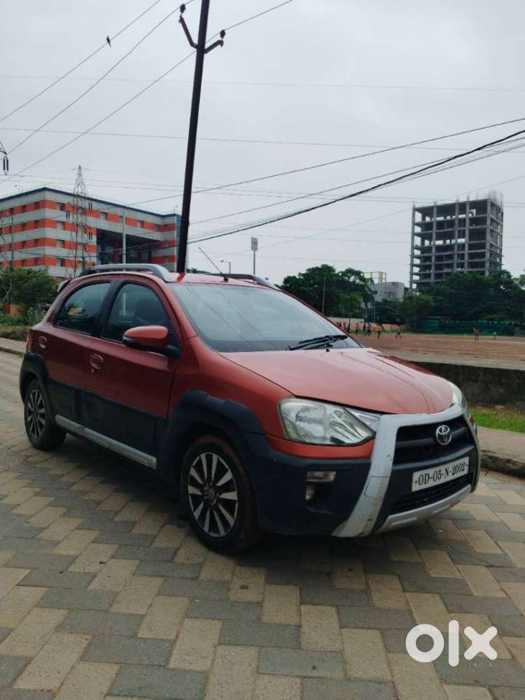 Toyota Etios Cross 1.2l G, 2015, Petrol
