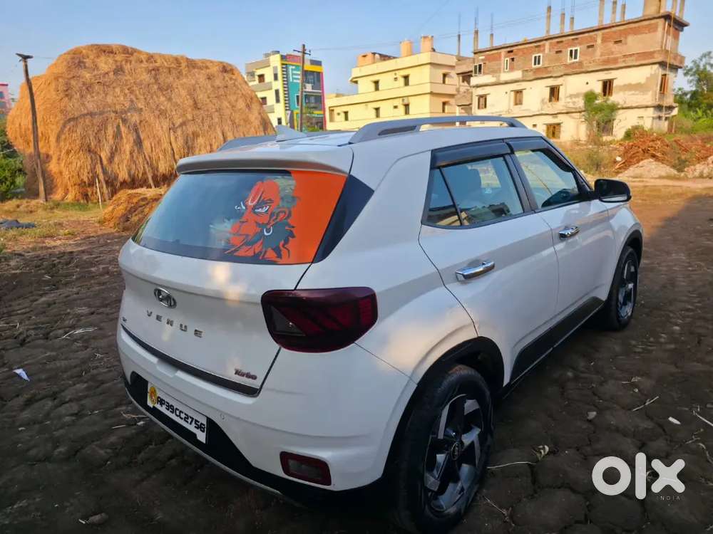 Hyundai Venue 2019 Petrol Well Maintained