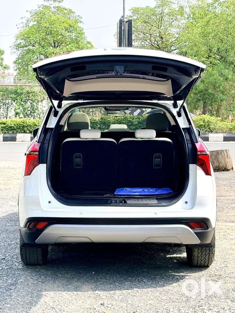 Mahindra Xuv700 2.2 Ax 7 Diesel At Luxury Pack Str, 2023, Diesel
