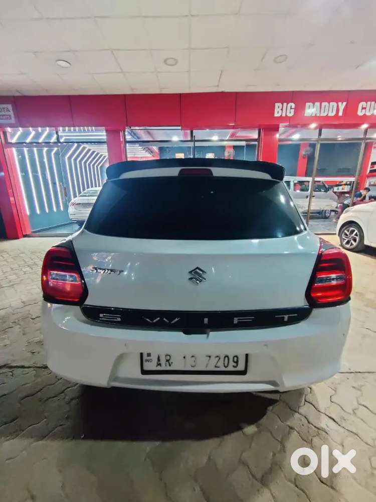 Maruti Suzuki Swift 2021 Vxi . Running 44000 .well Maintained Car .