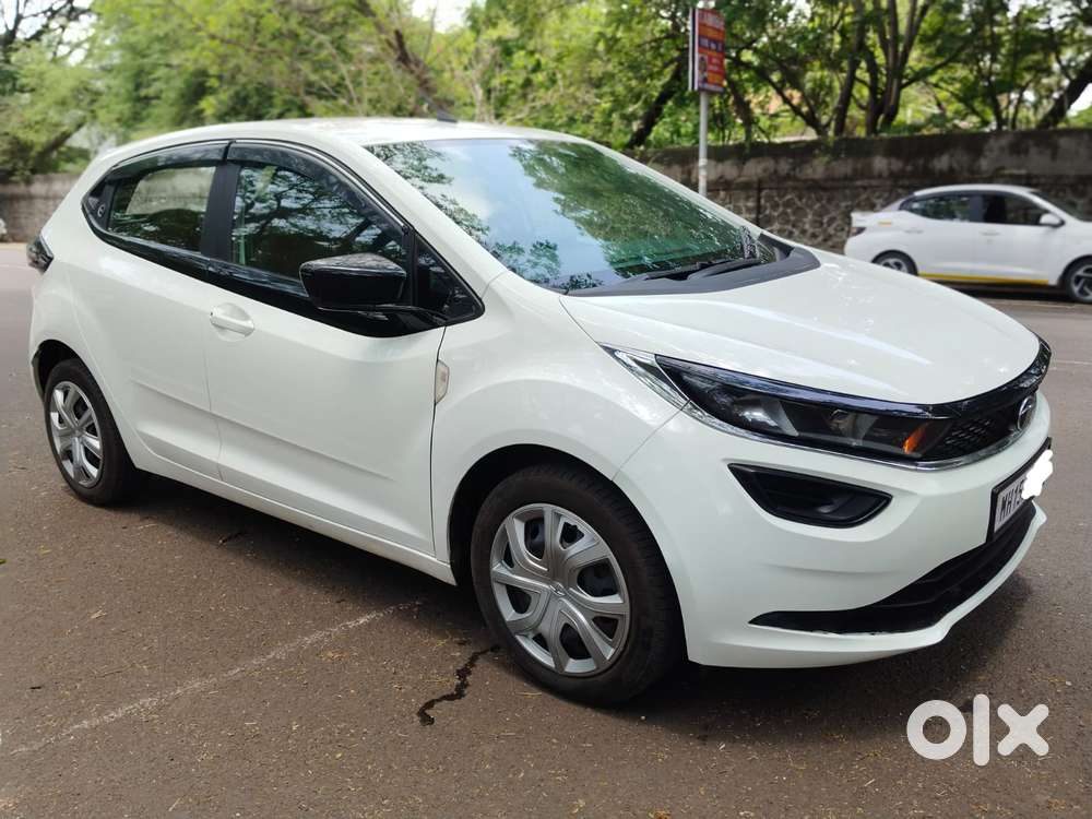 Tata Altroz 1.2 Xm Plus, 2023, Petrol