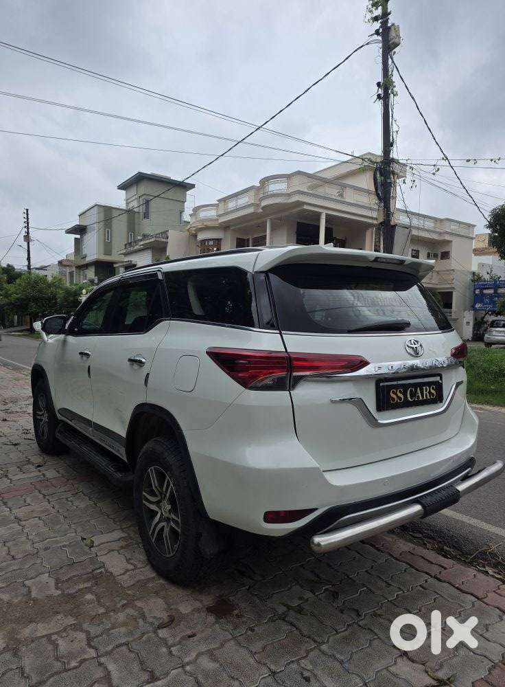 Toyota Fortuner 4x2 At 2.8 Diesel, 2019, Diesel