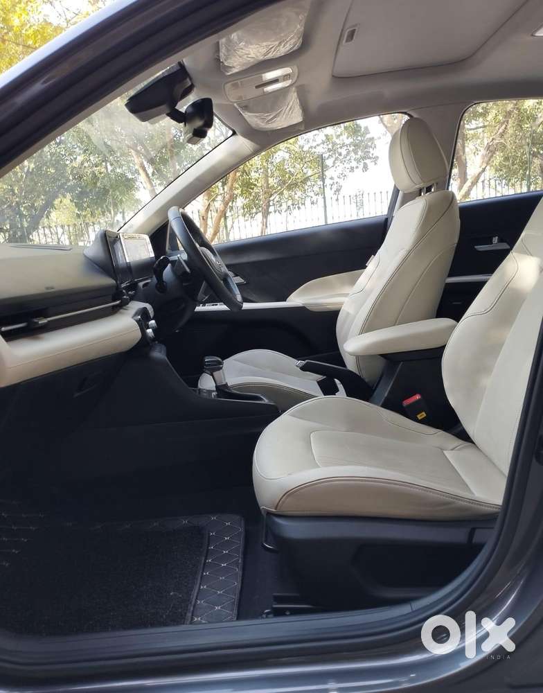 Hyundai Verna 1.5 Sx (o) Ivt, 2023, Petrol