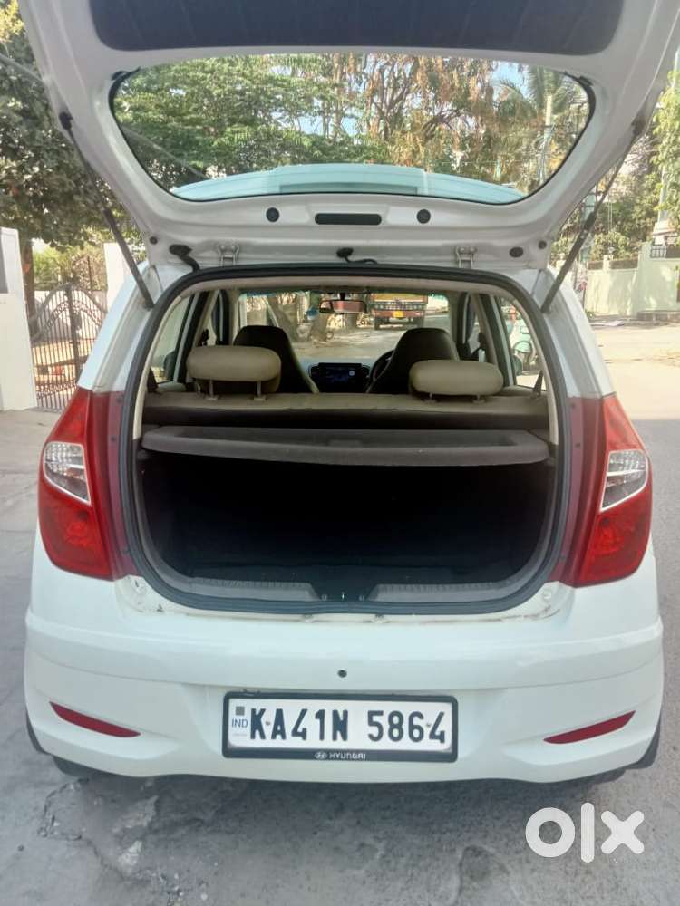 Hyundai I10 Sportz, 2010, Petrol
