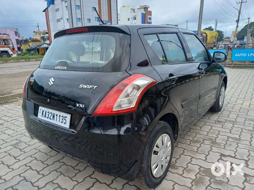 Maruti Suzuki Swift 2011