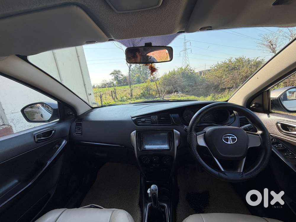 Tata Bolt Petrol Manual 2017