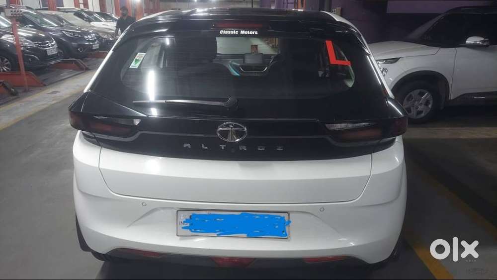 Tata Altroz Xz+ Petrol 2022  12k Km  Single Owner