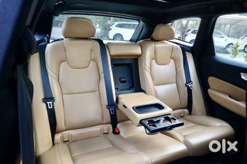 Volvo Xc60 D5 Inscription, 2019, Diesel