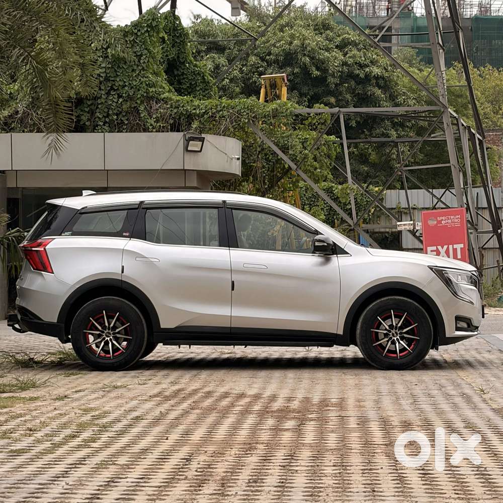 Mahindra Xuv700 2.2 Ax 3 Diesel At 5 Str, 2022, Diesel