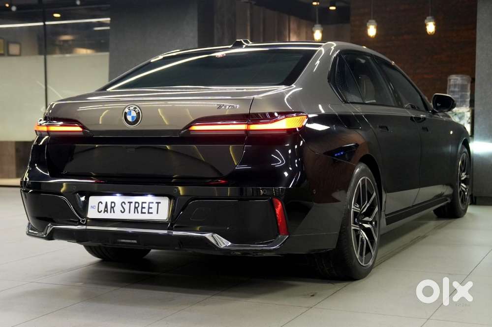 Bmw 7 Series 740i M Sport Petrol Automatic, 2023, Petrol