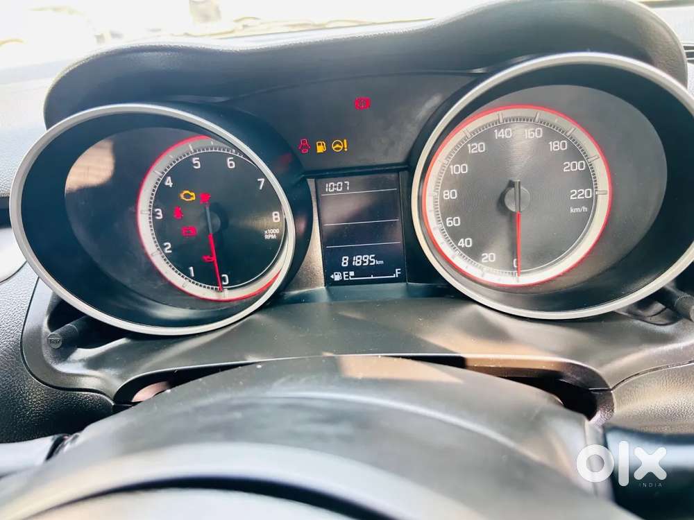 Maruti Suzuki Swift Vxi, 2022, Petrol
