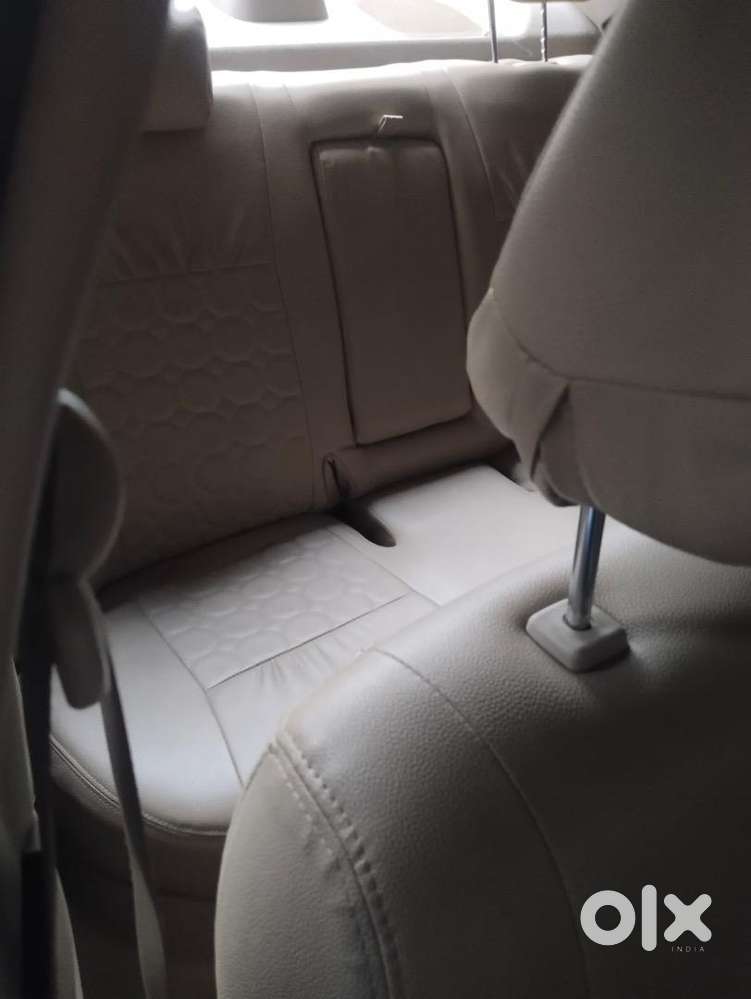 Maruti Suzuki Swift Dzire 2017 Petrol Well Maintained Good Condition