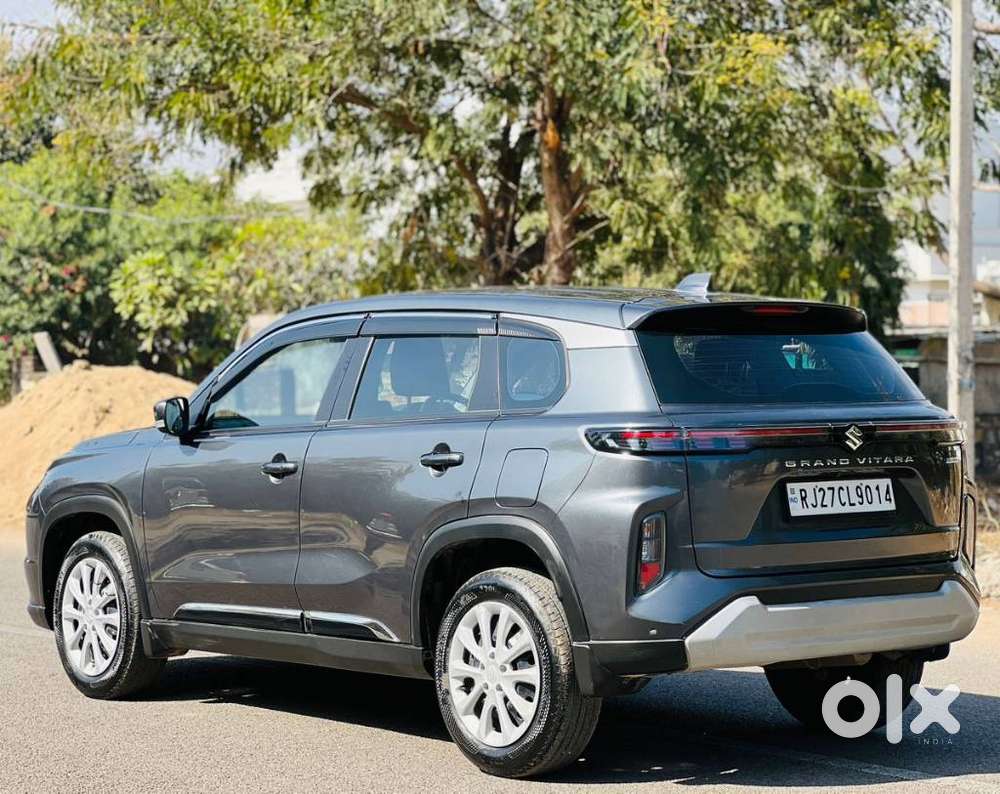 Maruti Suzuki Grand Vitara 1.5 Delta Smart Hybrid At, 2023, Petrol