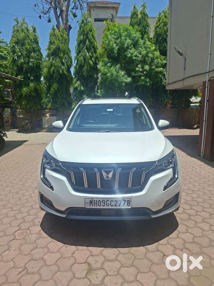 Mahindra Xuv700 Ax7 L Petrol At 7-seater  Top Variant  Excellent Con