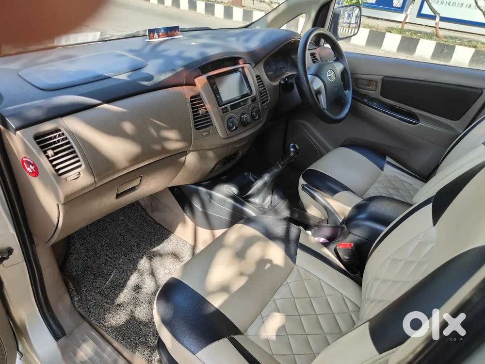 Toyota Innova 2015 Diesel Well Maintained