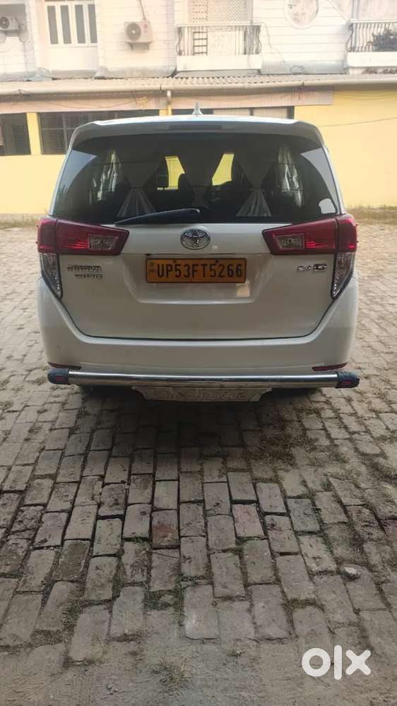 8 Seater Crysta For Sale