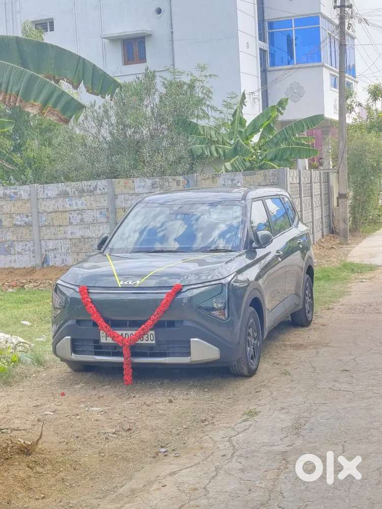 Kia Carens Petrol Manual 2026