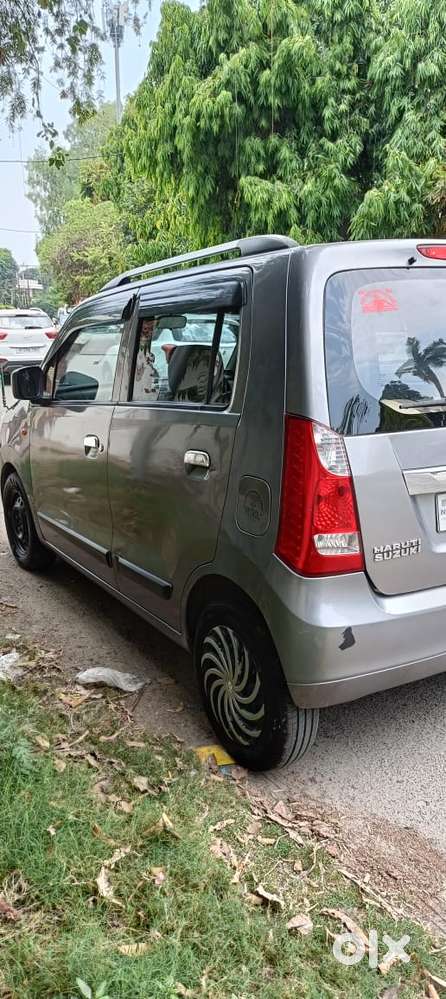 Maruti Suzuki Wagon R Lxi Cng Optional, 2013, Cng & Hybrids