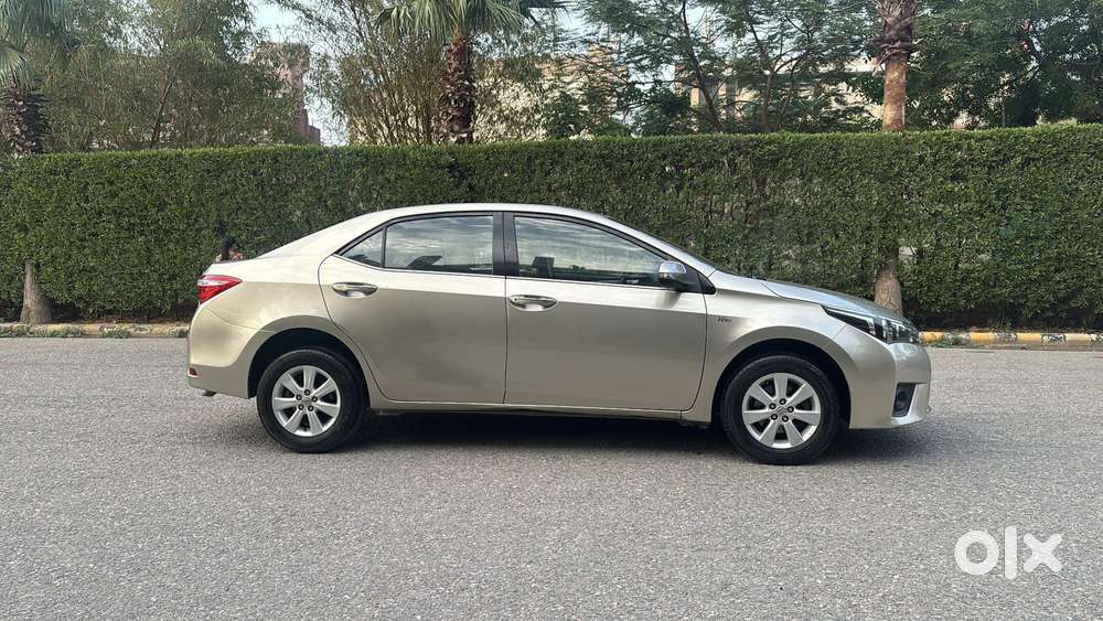 Toyota Corolla Altis G At, 2016, Petrol