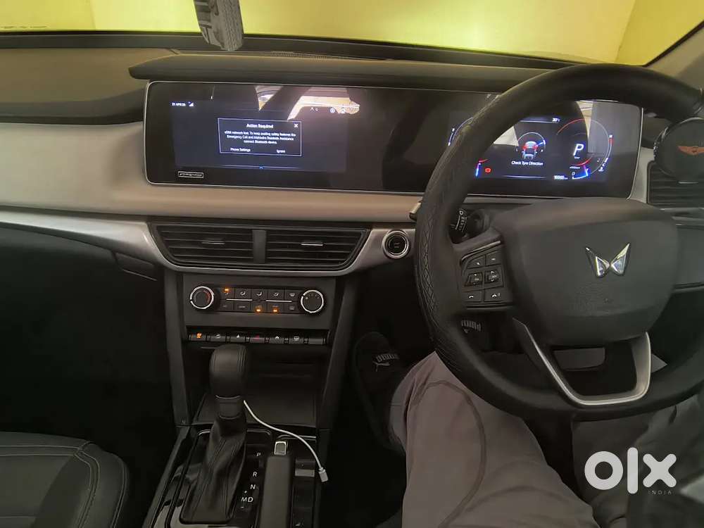 Mahindra Xuv700 2025 Diesel 16000 Km Driven