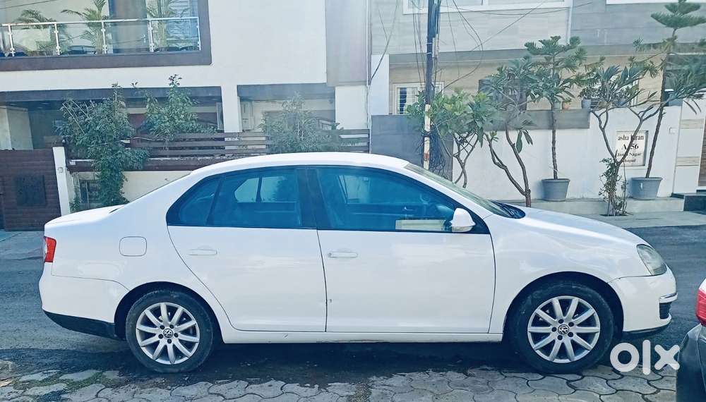 Volkswagen Jetta 1.6 Trendline, 2010, Cng & Hybrids