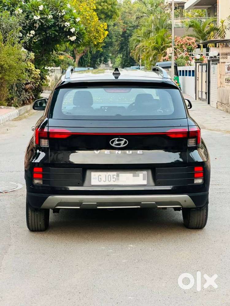 Hyundai Venue S 1.2 Petrol, 2023, Cng & Hybrids